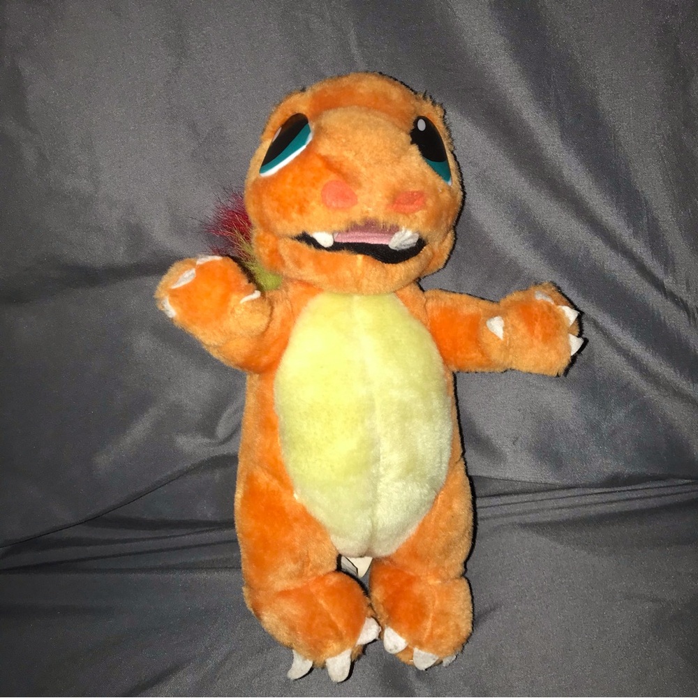 Vintage 1999 Nintendo Pokémon Charmander Plush